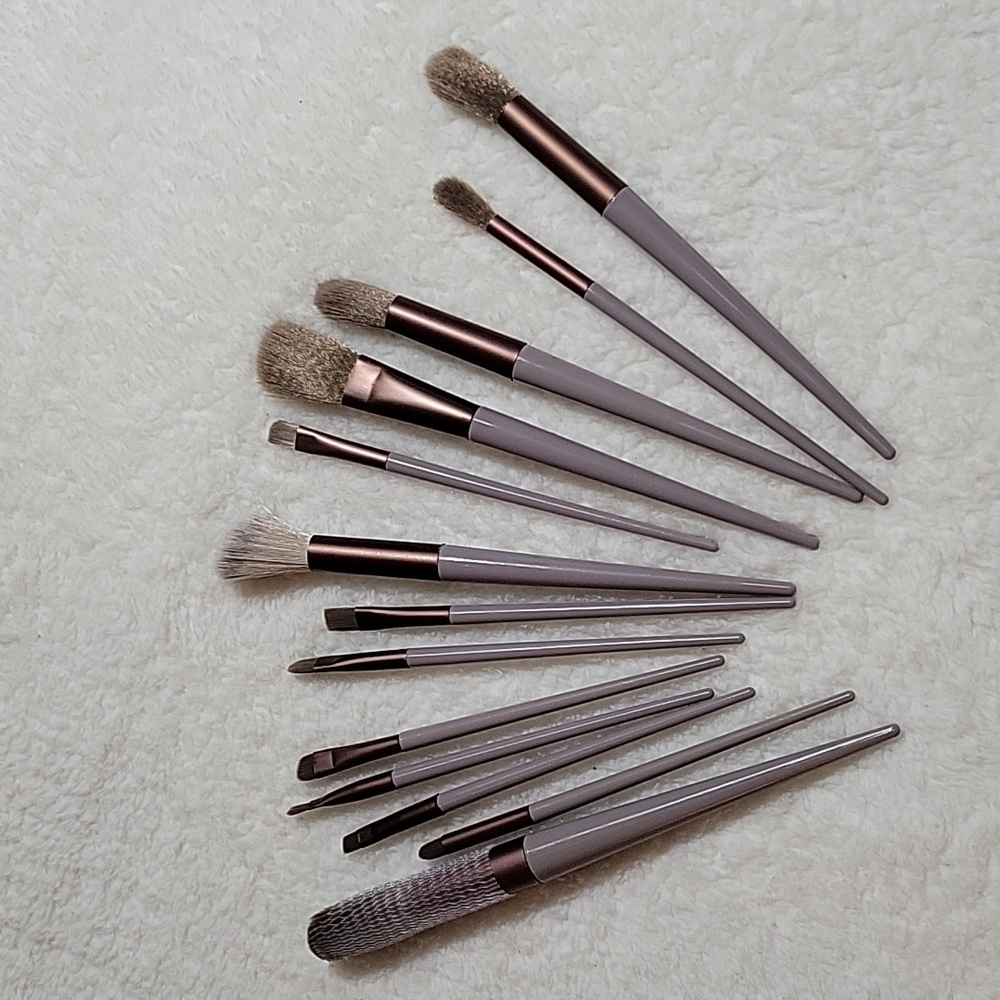 MAKE UP , BROW , BLUSH 13 PCS SET - Picture 2 of 8
